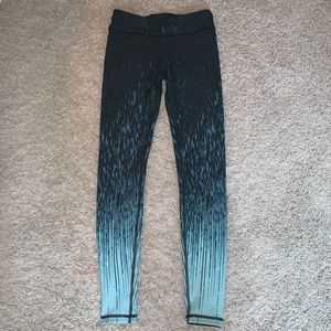 ivivva (lululemon) reversible leggings